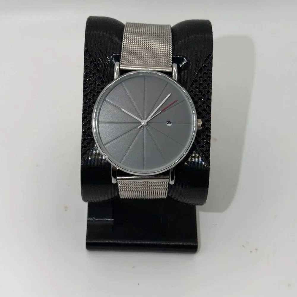 Unbranded Wrist Watch Men 38mm Gray Minimalist Mesh Band Analog